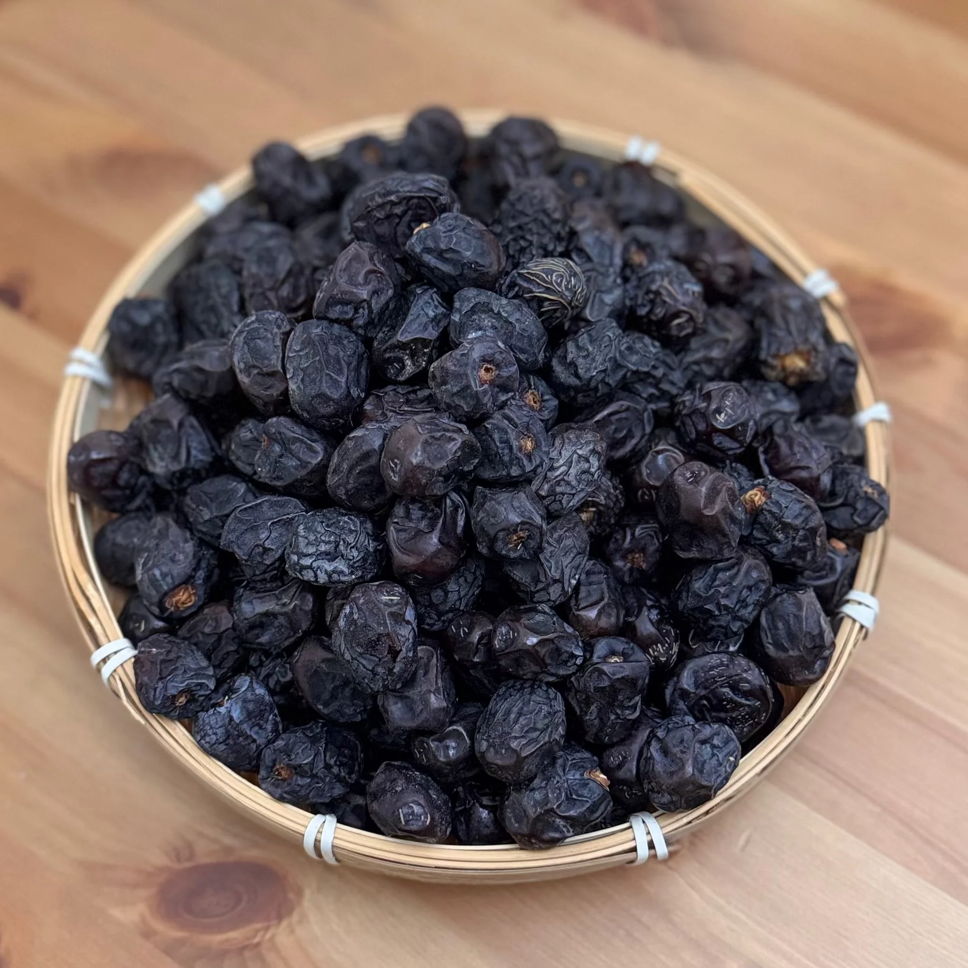 Ajwa Dates 4